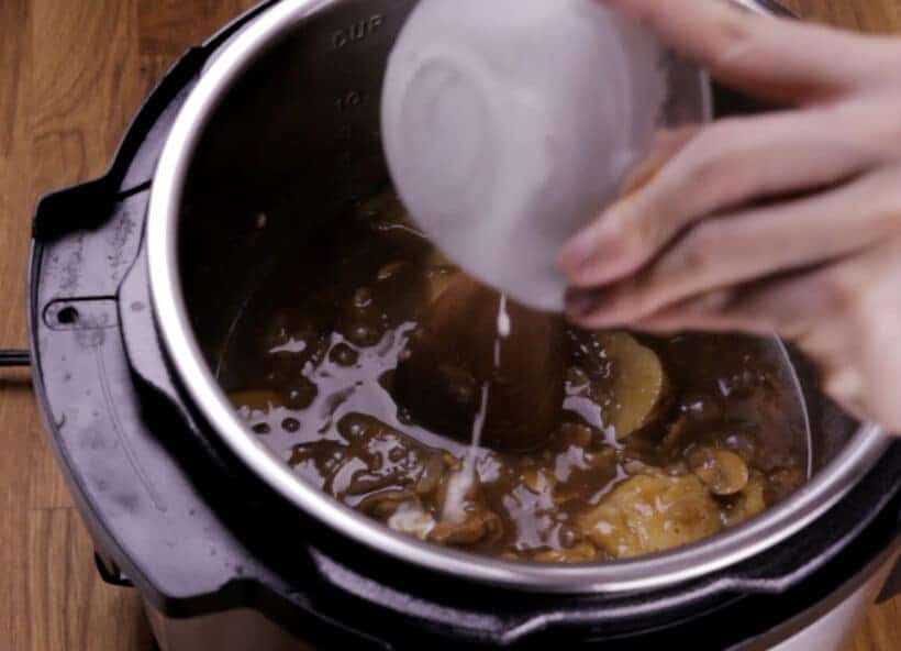 instant pot pot roast with gravy    #AmyJacky #InstantPot #PressureCooker #beef #recipe