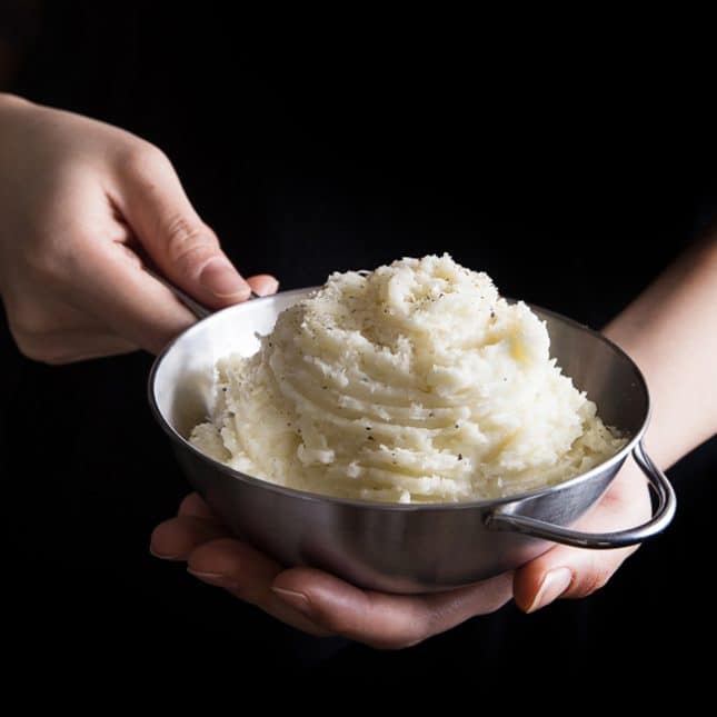 Easy Instant Pot Recipes: Instant Pot Mashed Potatoes