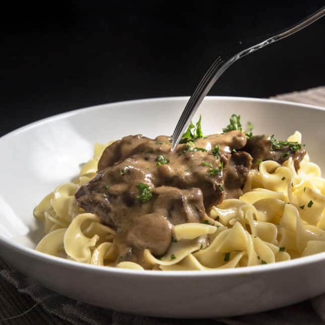 Instant Pot Party Recipes (Pressure Cooker Party Recipes): Instant Pot Beef Stroganoff Recipe