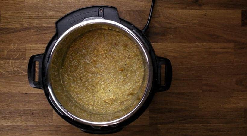 Healthy Hearty Instant Pot Oatmeal Recipe (Pressure Cooker Oatmeal): pressure cooked oatmeal