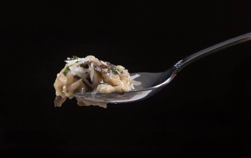 Cook this Easy Delizioso Instant Pot Mushroom Risotto Recipe (Pressure Cooker Risotto). Creamy, luxurious, cheesy risotto with umami mushrooms mixed in al dente arborio rice. So deliciously comforting & satisfying to eat!