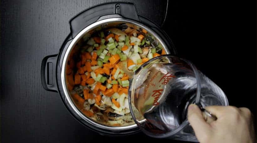 Make Healthy Instant Pot Vegetable Stock Recipe (Pressure Cooker Vegetable Stock). Super easy and quick homemade veggie stock made with real, whole food.