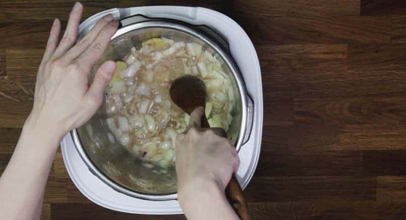 Instant Pot HK Braised Chicken with Potatoes Recipe 薯仔炆雞翼 (Pressure Cooker HK Braised Chicken with Potatoes): deglaze in Instant Pot Pressure Cooker or Power Pressure Cooker with wooden spoon