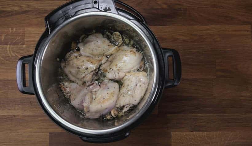 Instant Pot Tuscan Chicken Recipe (Pressure Cooker Tuscan Garlic Chicken): add browned chicken and meat juice in Instant Pot Presure Cooker