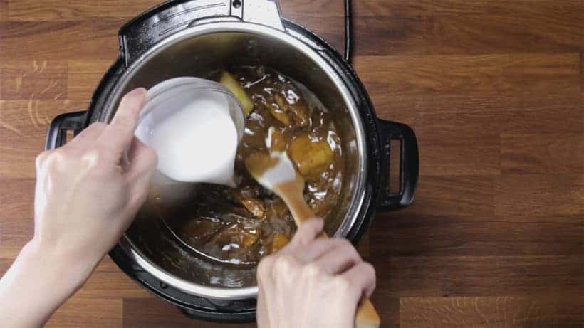 Instant Pot HK Beef Curry (咖喱牛腩): add Aroy-d 100% Coconut Milk in Beef Curry in Instant Pot Pressure Cooker