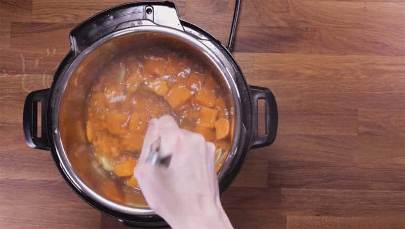 Instant Pot Chinese Sweet Potato Soup: mix sweet potato soup in Instant Pot Pressure Cooker
