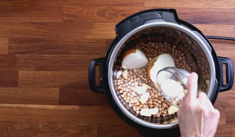 Instant Pot Chickpeas (Soak vs. No Soak Experiment) - Amy + Jacky