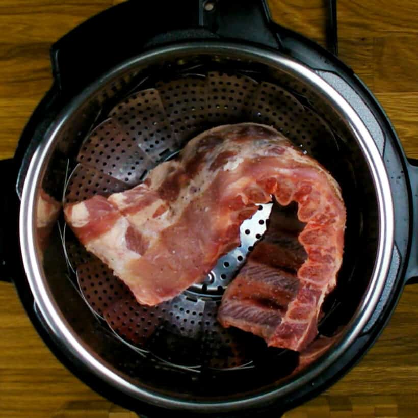 How To Use an Instant Pot Trivet [Tips & More] - A Pressure Cooker Kitchen