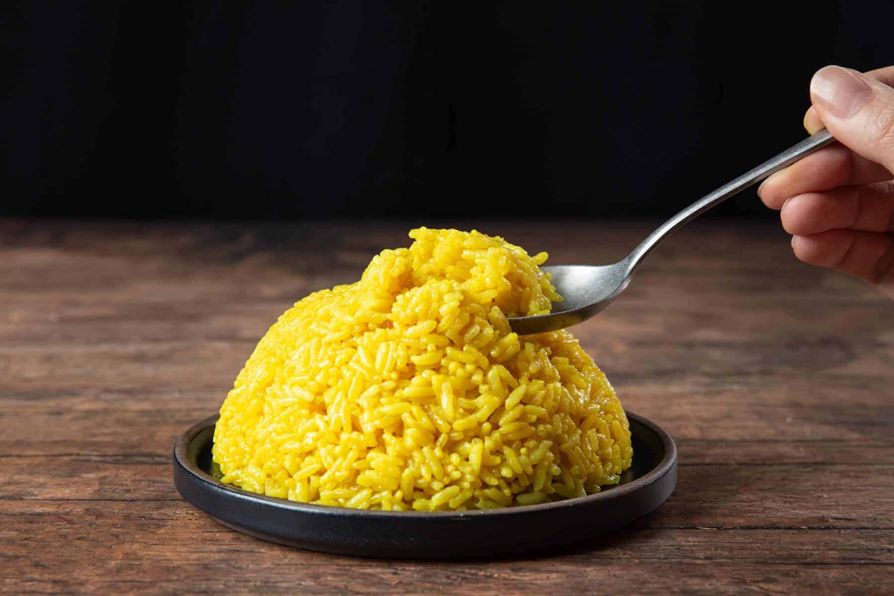 Yellow Rice in a Rice Cooker - paper + heart
