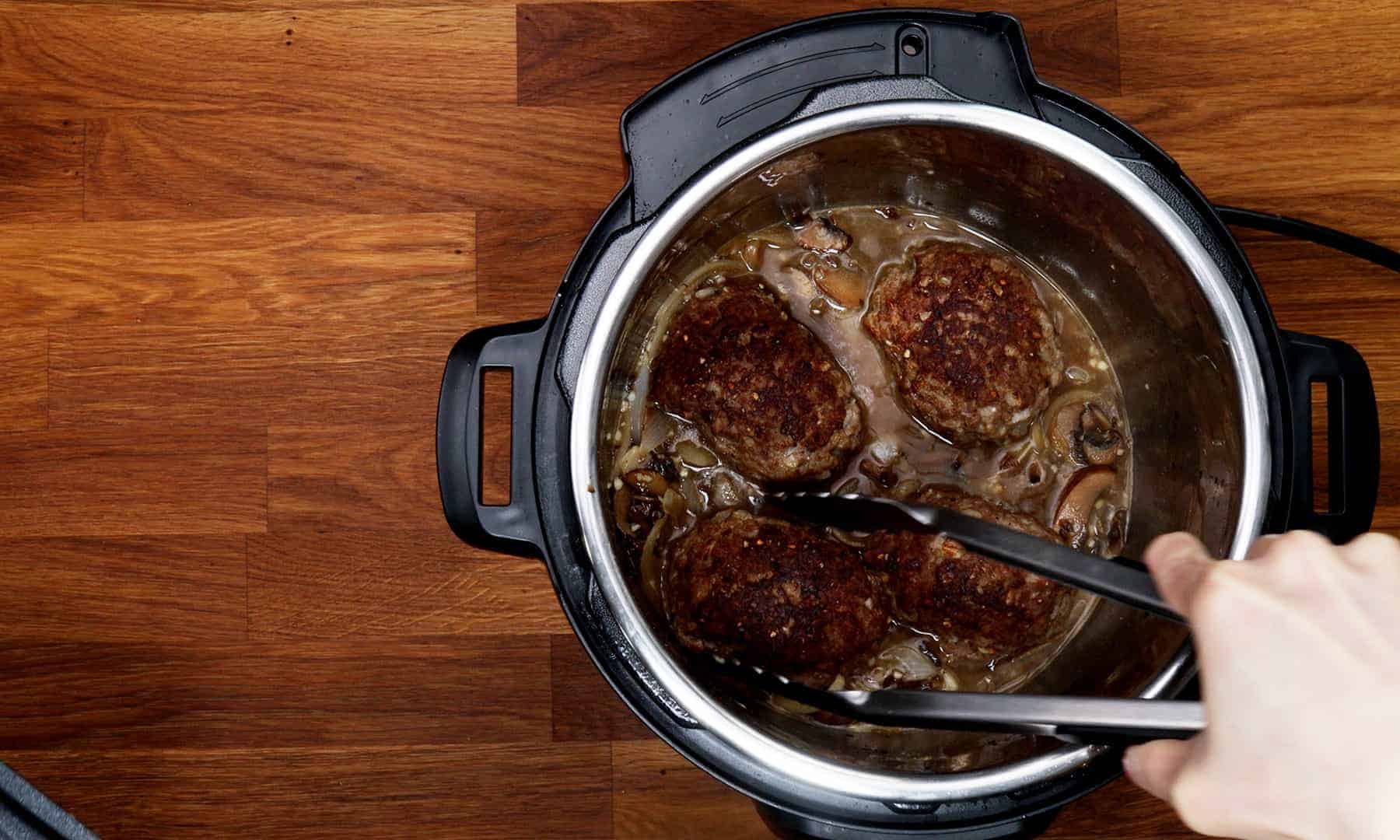 Instant Pot Steak and Gravy – Chef Shamy