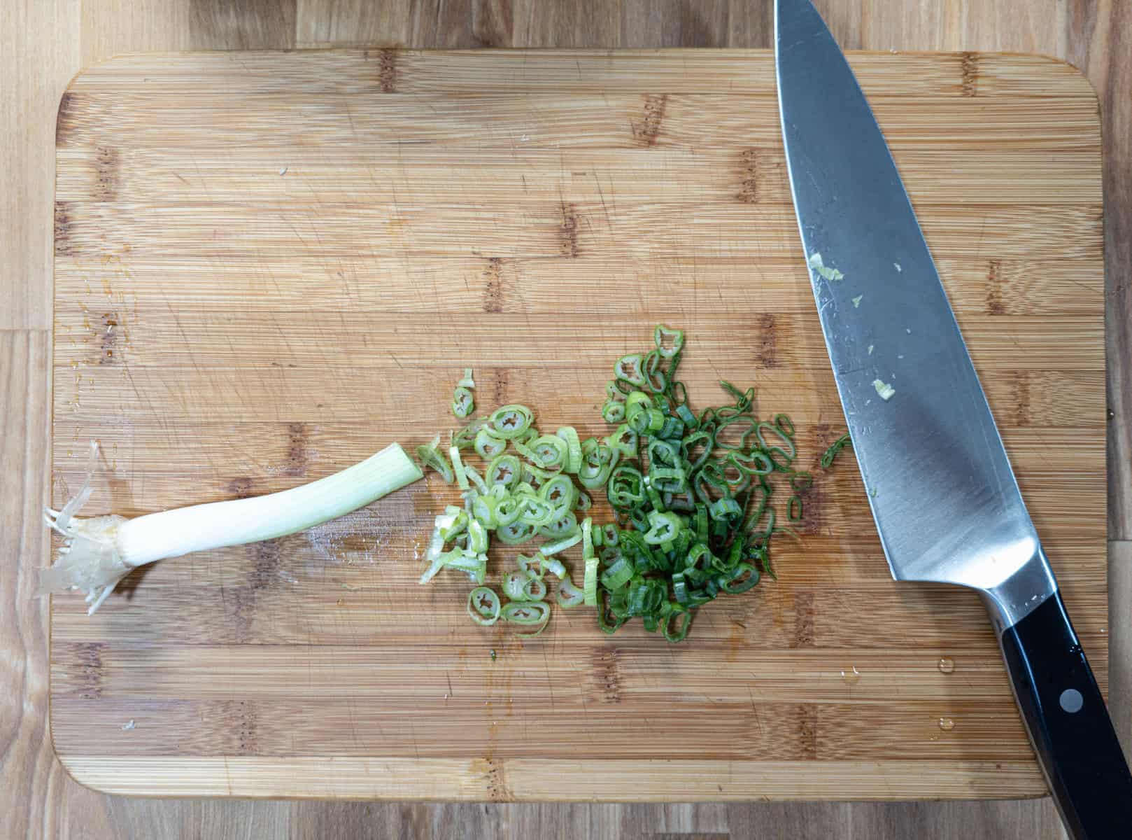 preparing green onions